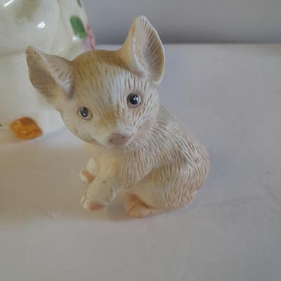 Vintage pig salt & pepper shakers, and other pig figures