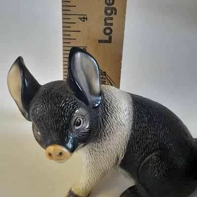 Black and white pig figures, Global art Harvey Knox Kingdom with miniature pitcher and bowl