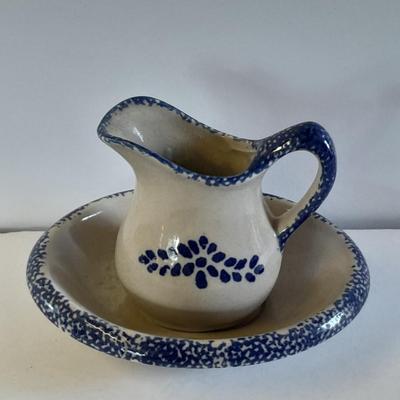 Black and white pig figures, Global art Harvey Knox Kingdom with miniature pitcher and bowl