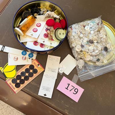 Another tin of buttons!