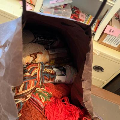 Loose yarn