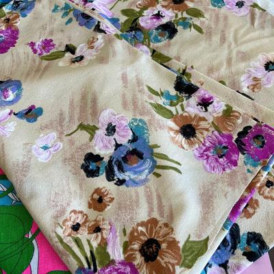Awesome 60s Floral Print material