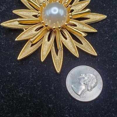 Vintage Cathe Large Gold Tone Pin