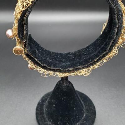 10K Gold Wire and Freshwater Pearl Bracelet