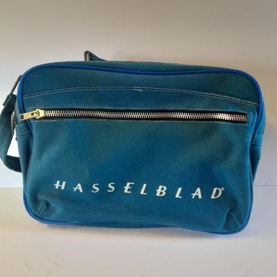 Vintage Hasselblad Retro blue shoulder bag. Rugged, durable canvas travel bag Made in Sweden