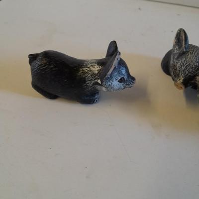 Mother pig figure with little babies and a live laugh love pig figure