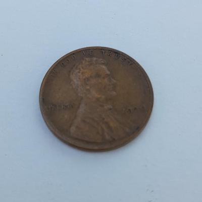 Three Collectible pennies, Wall Street stock market crash, Pope John Paul II, and end of WW1