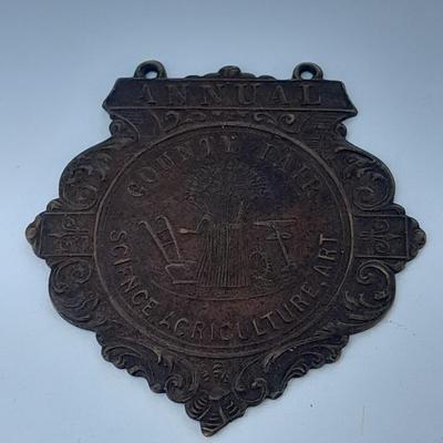Vintage Annual County Fair Science, Agriculture and Art metal badge