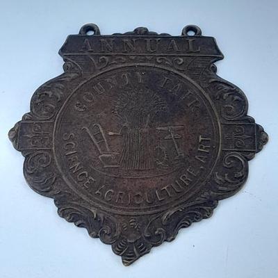 Vintage Annual County Fair Science, Agriculture and Art metal badge