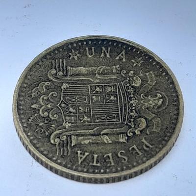 Two Spanish 1966 Una Peseta Coins