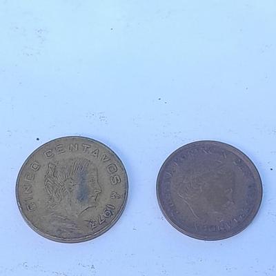 Two Peru 20 Centavos coins
