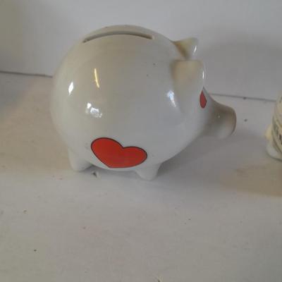 Three souvenir Piggy banks - New York - San Franscico - Colorado