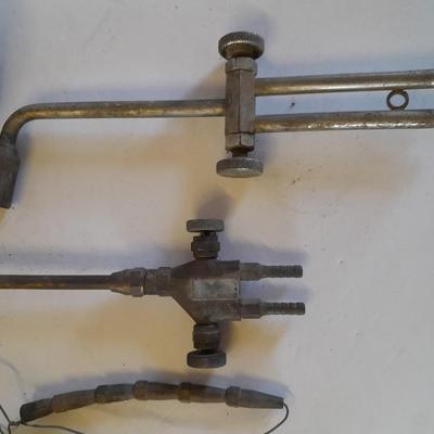 Acetylene and Oxygen hoses with gauges, torch tips and new replacement hoses