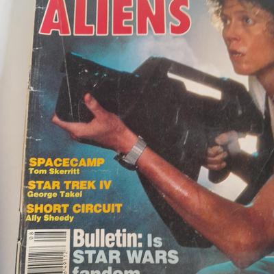 Unopened proset Super stars Musi cards, Rock, pop, and Rap stars and back issue magazines