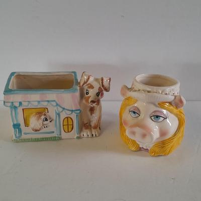 Vintage Miss Piggy Tastesetter Sigma mug and Ceramic dog planter box