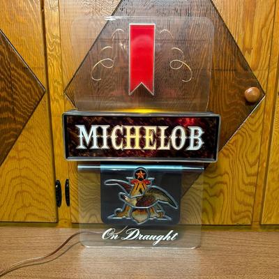 LIGHTED MICHELOB BEER SIGN