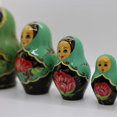 Russian Nesting Dolls