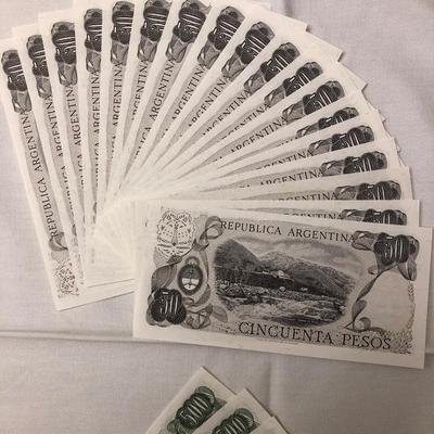 Argentinian 50 and 500 Pesos Currency