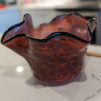 Incredibly Beautiful Signed Beverly Albrets Hand Blown Sculpture
