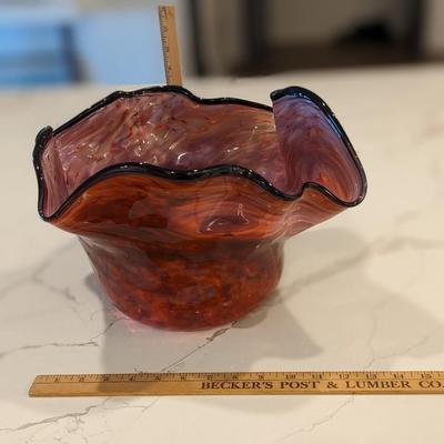 Incredibly Beautiful Signed Beverly Albrets Hand Blown Sculpture