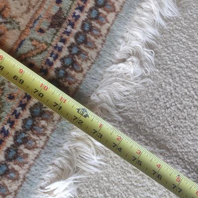 Persian Design Wool Fringed Area Rug 5'x6'
