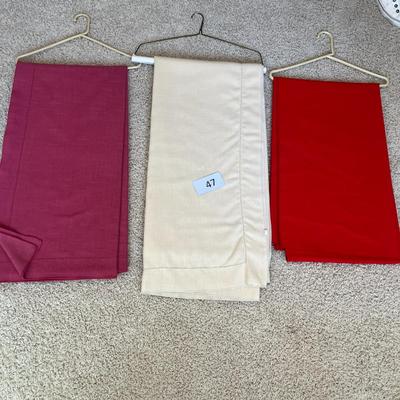 Table Cloths #13