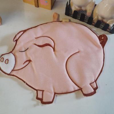 Kitchen pigs, salt & pepper shakers, hot pads, chip clips and more