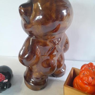 Vintage ceramic pigs salt & pepper shaker