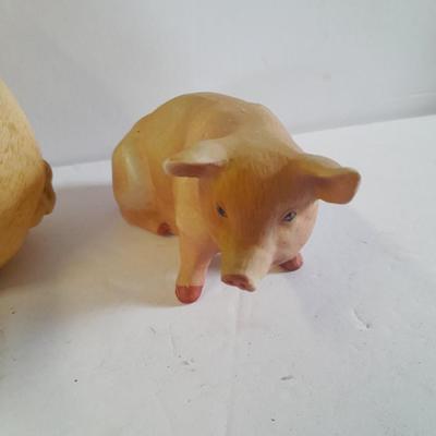 Lefton's This little piggy went to market, Wlid Bill Hamhock and other farm pigs