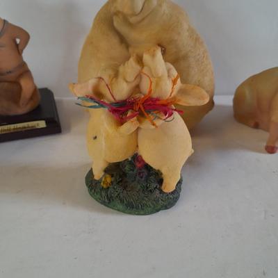 Lefton's This little piggy went to market, Wlid Bill Hamhock and other farm pigs