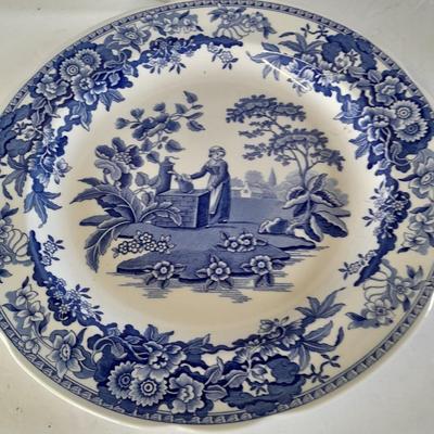 The Spode blue room collection plates - total of 4 (2)