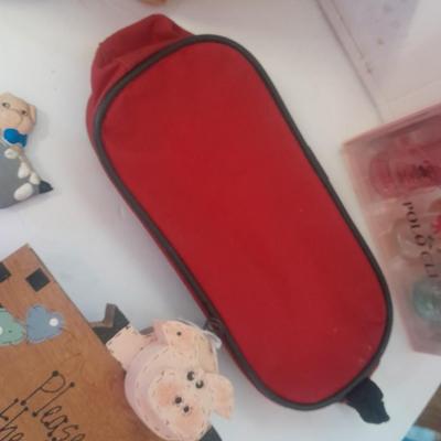 Bath pigs, health o meter digital scale and other Bath decor and needs