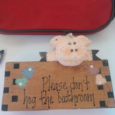 Bath pigs, health o meter digital scale and other Bath decor and needs