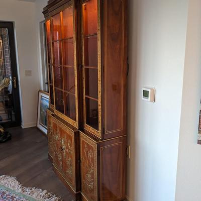 Stunning Drexel Heritage Lit Asian Chinoiserie Breakfront