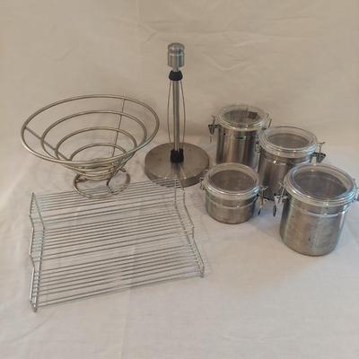 Stainless Kitchen Accessories and Perfect Tear Paper Towel Holder (K-BBL)
