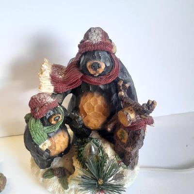 Bathroom bear towel holder, Christmas bears and a small bear figure