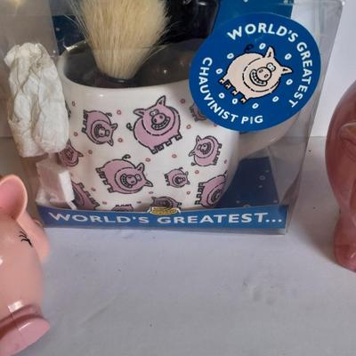 Pig lamp, piggy bank, and more pigs