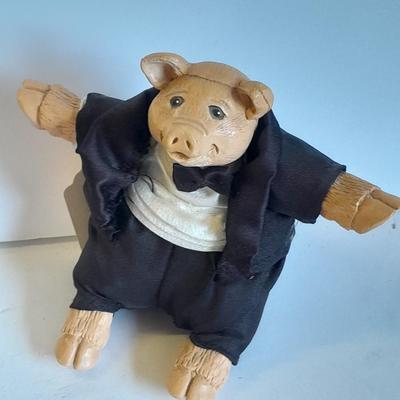 Music box Jewlery box with instrument on top, Pigs playing instruments, and conductor pig