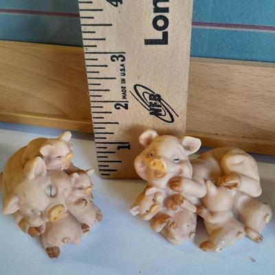 Framed pig wall art with pig figures