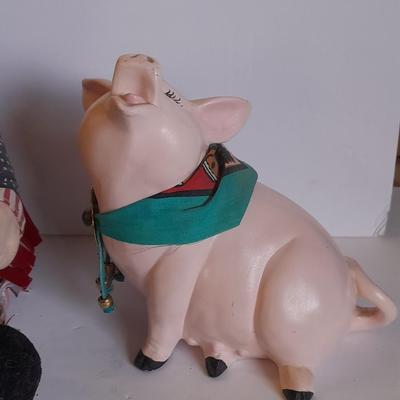 Ganz Talking American Cowboy with his cowboy pigs