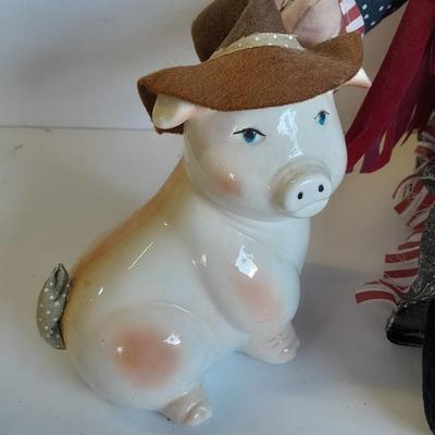 Ganz Talking American Cowboy with his cowboy pigs