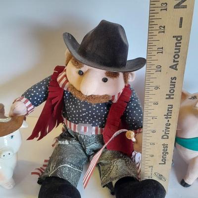 Ganz Talking American Cowboy with his cowboy pigs