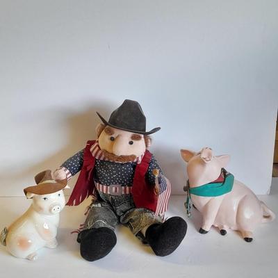 Ganz Talking American Cowboy with his cowboy pigs