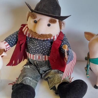 Ganz Talking American Cowboy with his cowboy pigs