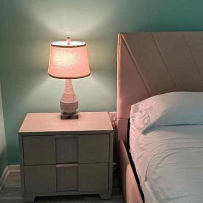Pair of lamps with three touch lighting system