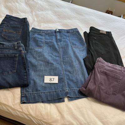 Gloria Vanderbilt Jeans