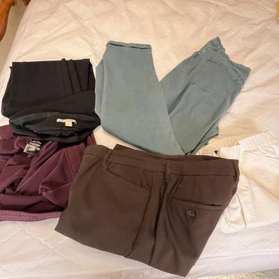 Women's Pants & Slacks
