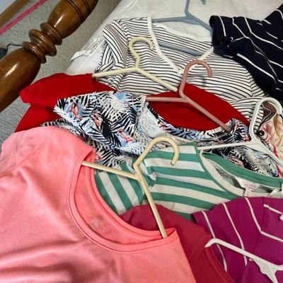 Women's Short Sleeved Shirts #1