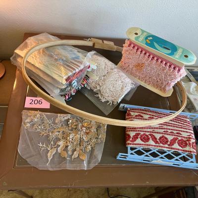 Edging material & Quilting hoop
