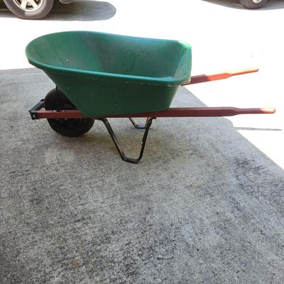 True Temper Wheelbarrow (G-DW)